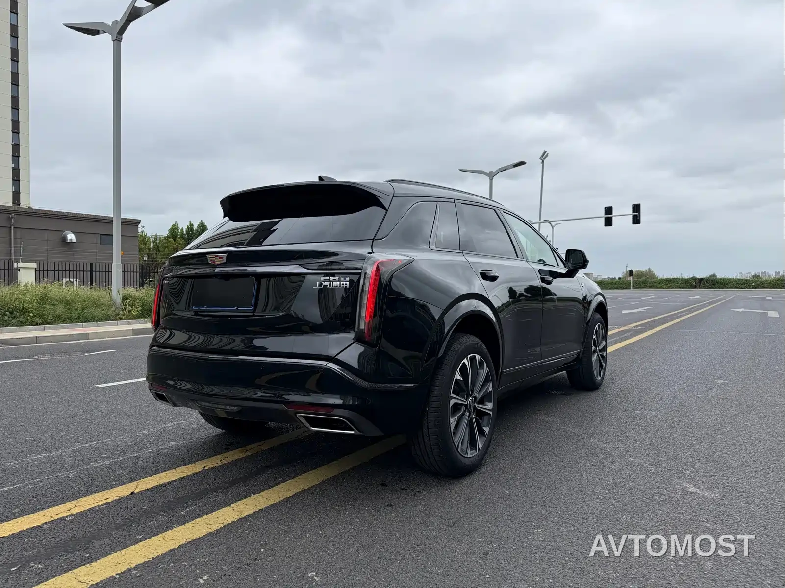 Cadillac XT5 2026 2.0T Luxury Model — фото 6