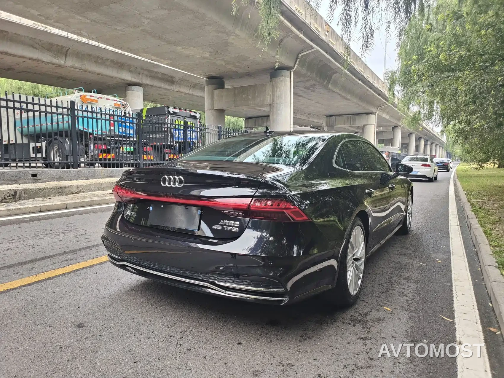 Audi A7L 2024 45TFSI S-line Dream Edition Crystal Package — фото 6