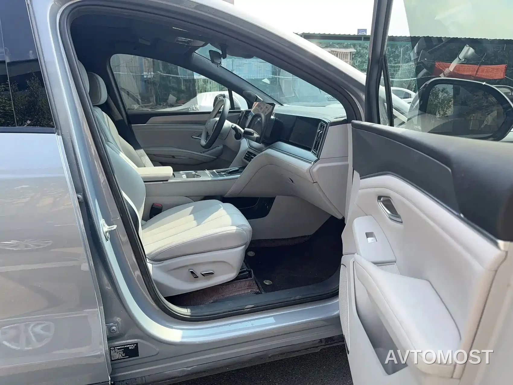 BYD Song Ultra 2026 Model Pure Electric 270kW — фото 4
