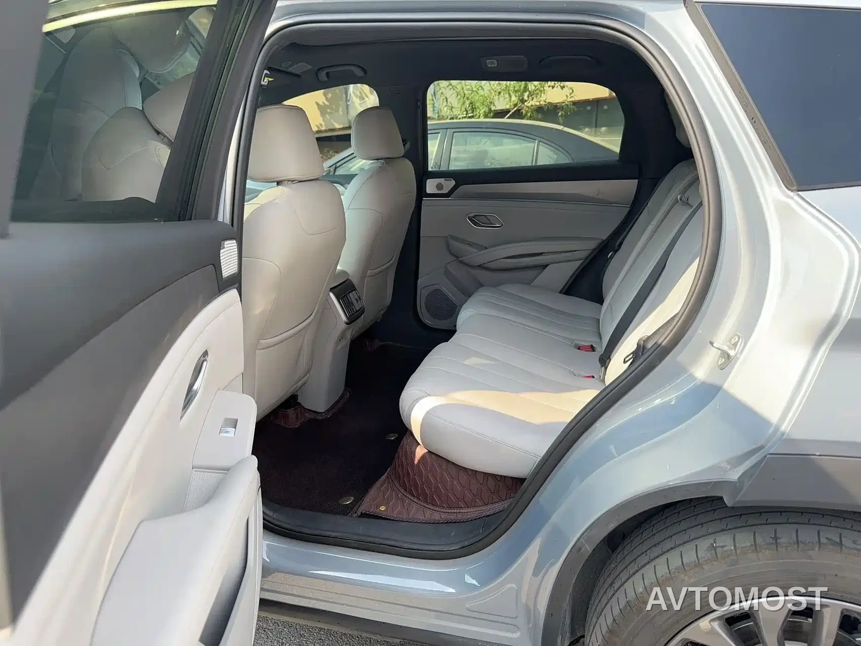 BYD Song Ultra 2026 Model Pure Electric 270kW — фото 7
