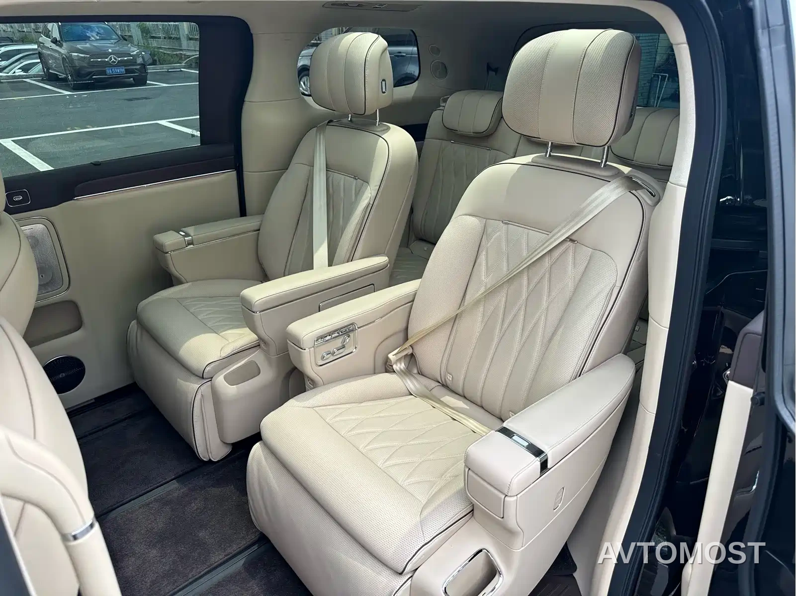 Zhijie Zunjie MPV 2026 Model High-End Edition — фото 12