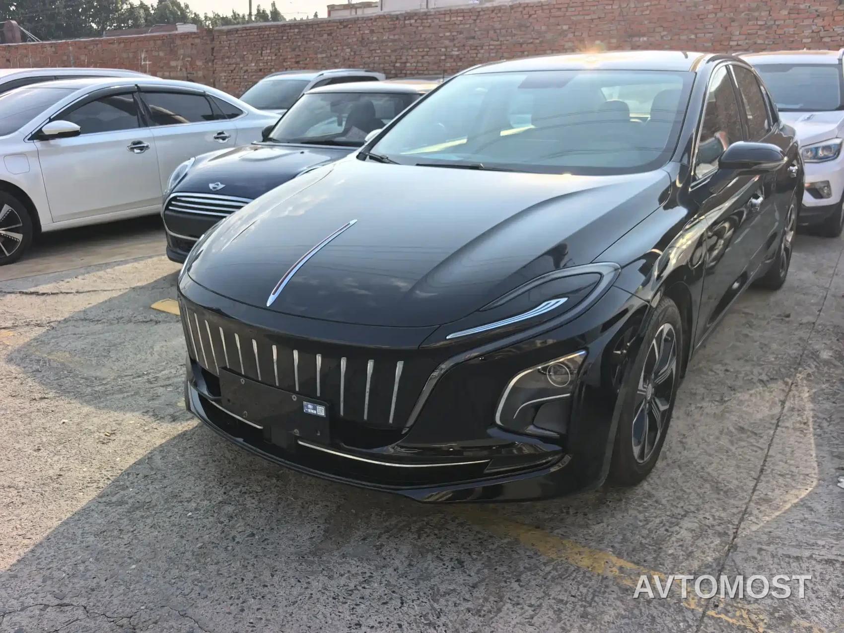 Hongqi E-QM5 2021 Ride-hailing Charging T3 Edition 4-seater — фото 1