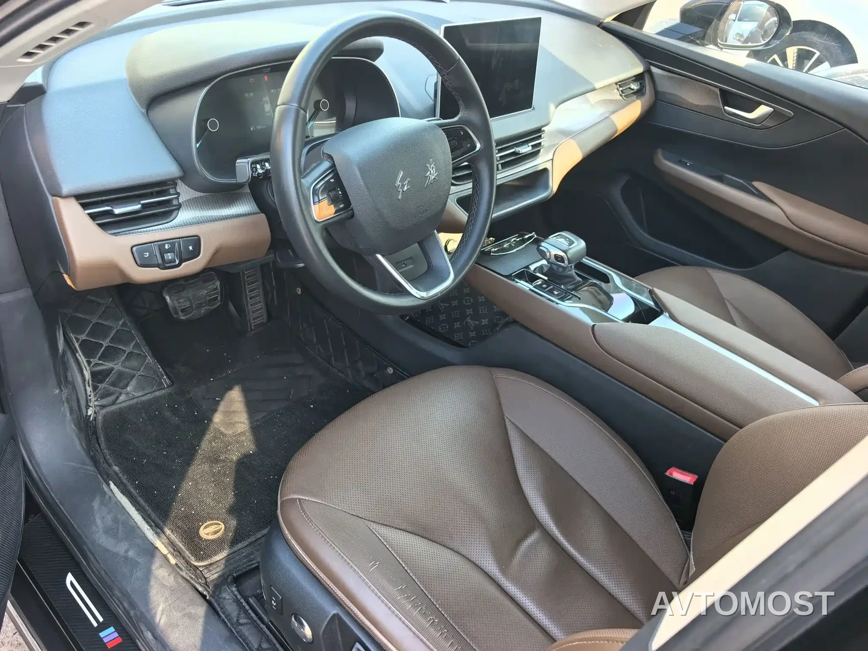 Hongqi E-QM5 2021 Ride-hailing Charging T3 Edition 4-seater — фото 10