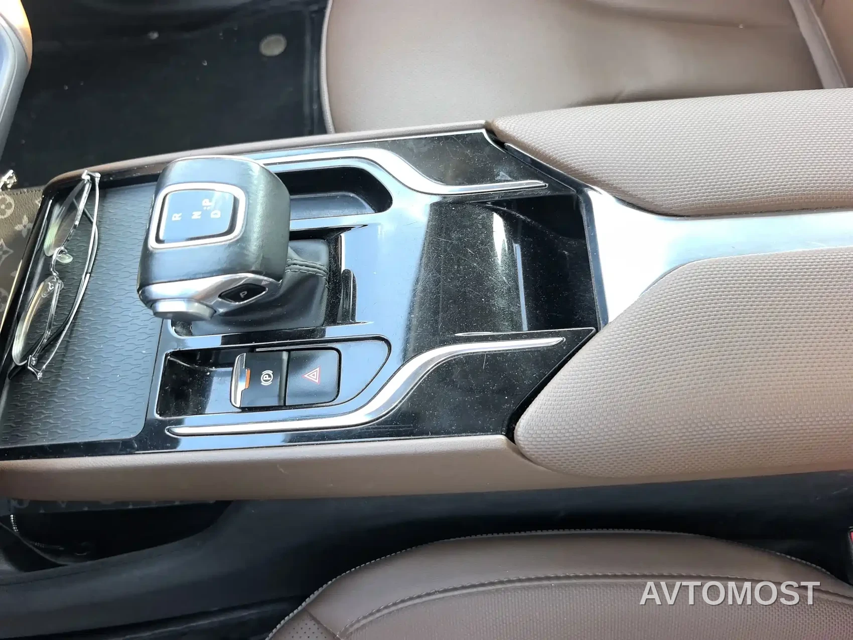 Hongqi E-QM5 2021 Ride-hailing Charging T3 Edition 4-seater — фото 14