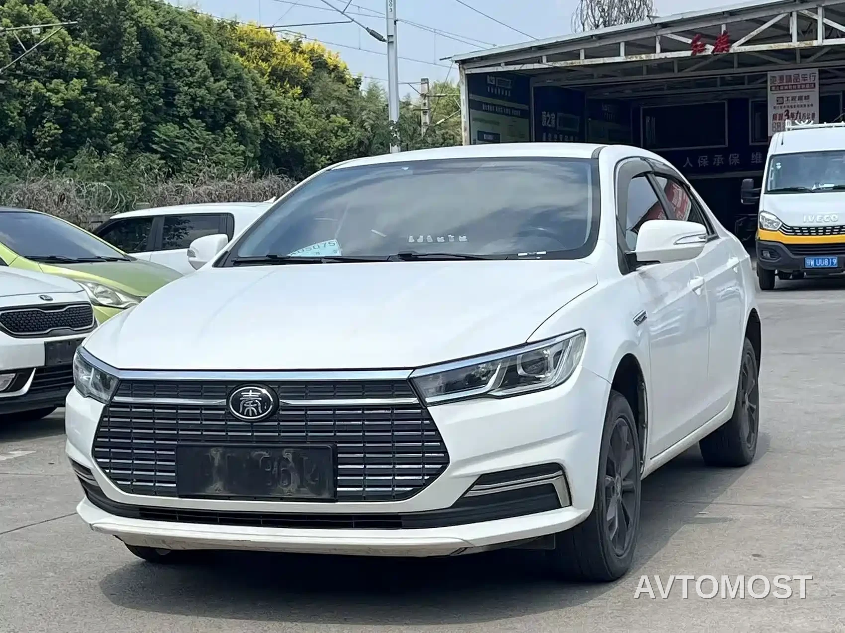 BYD Qin New Energy 2021 Standard Edition — фото 1