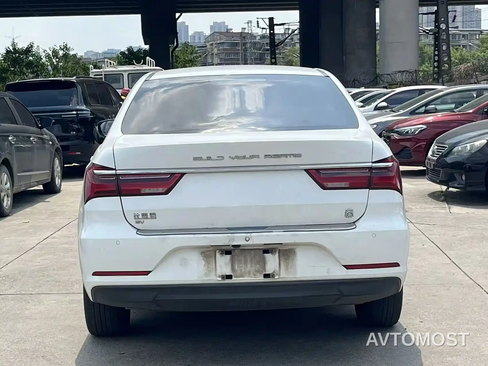 BYD Qin New Energy 2021 Standard Edition — фото 5