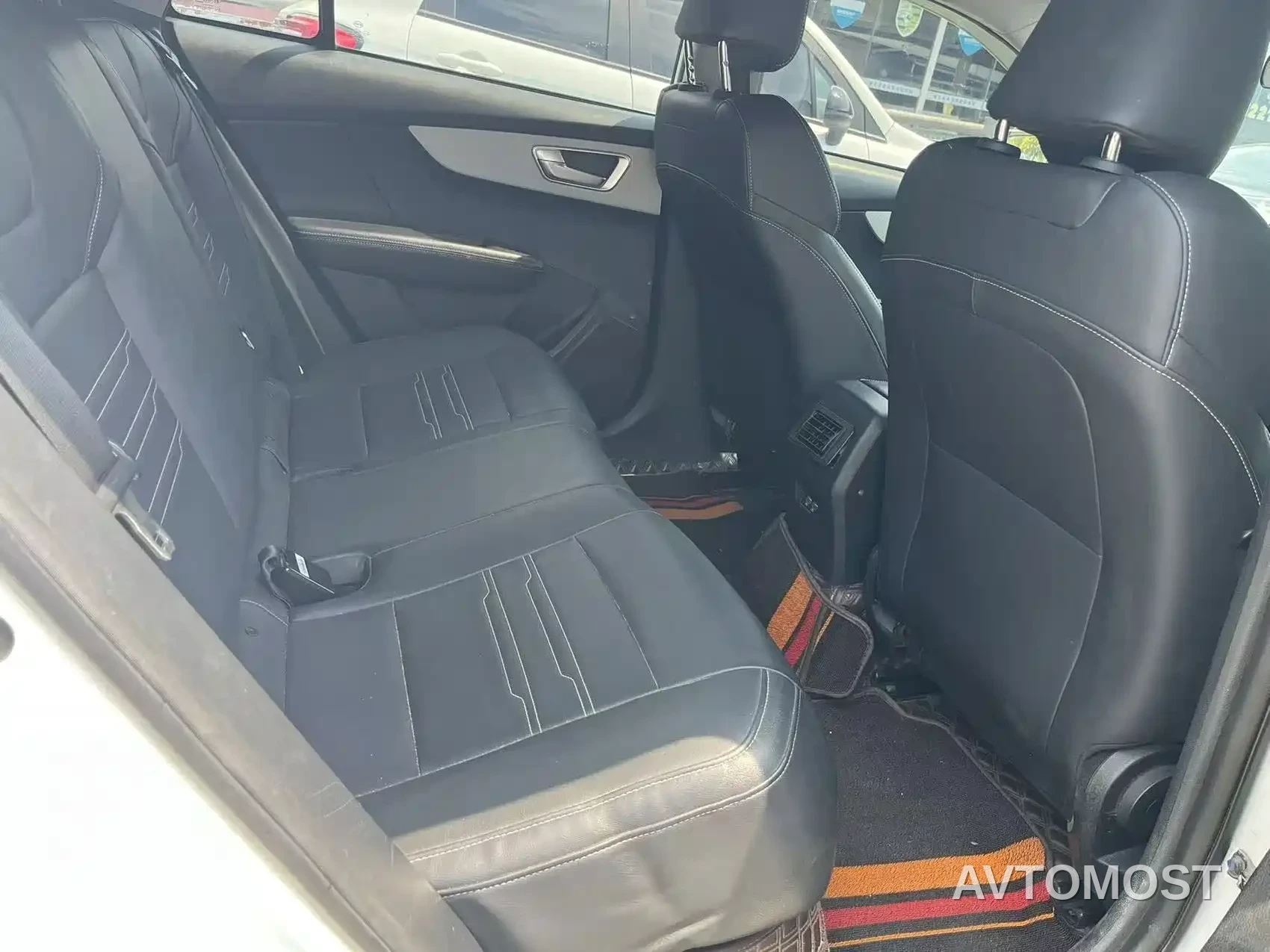 BYD Qin New Energy 2021 Standard Edition — фото 11