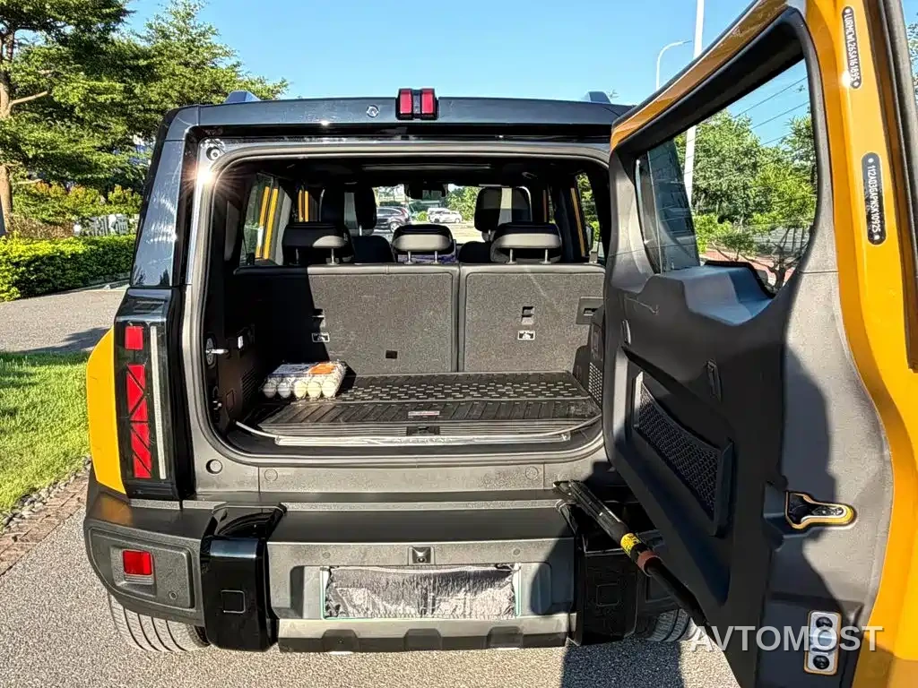 Chery Fengyun Storm X3L 2025 Model 4WD Premium Edition — фото 10
