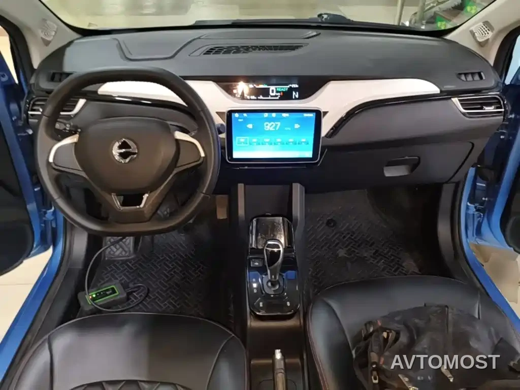 JMCG New Energy Yizhi EV3 2019 Model Joy Run Version — фото 10