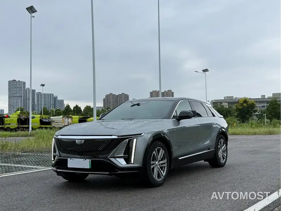 Cadillac IQ Rui Ge 2022 RWD Long Range Luxury Edition