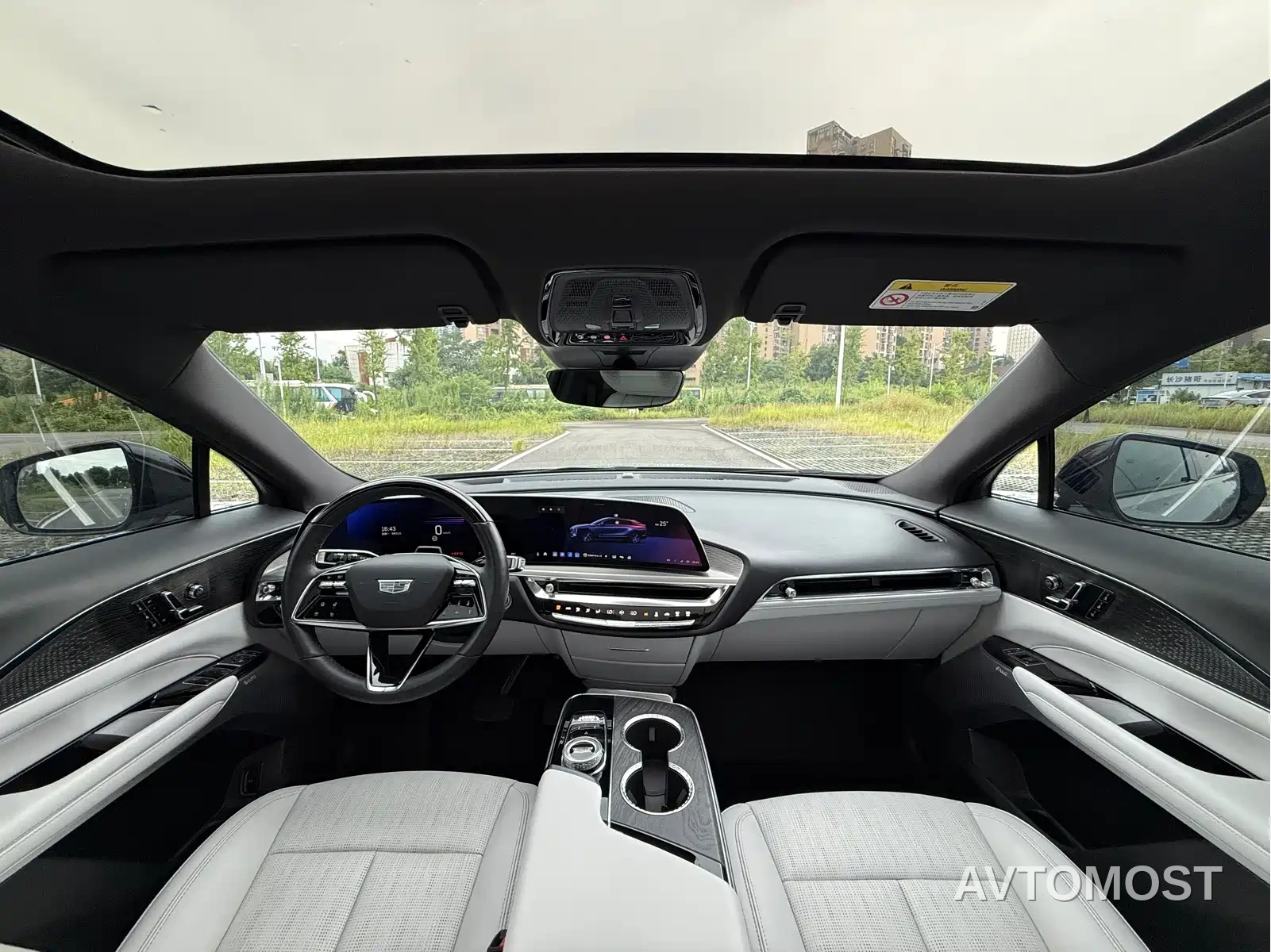 Cadillac IQ Rui Ge 2022 RWD Long Range Luxury Edition — фото 5
