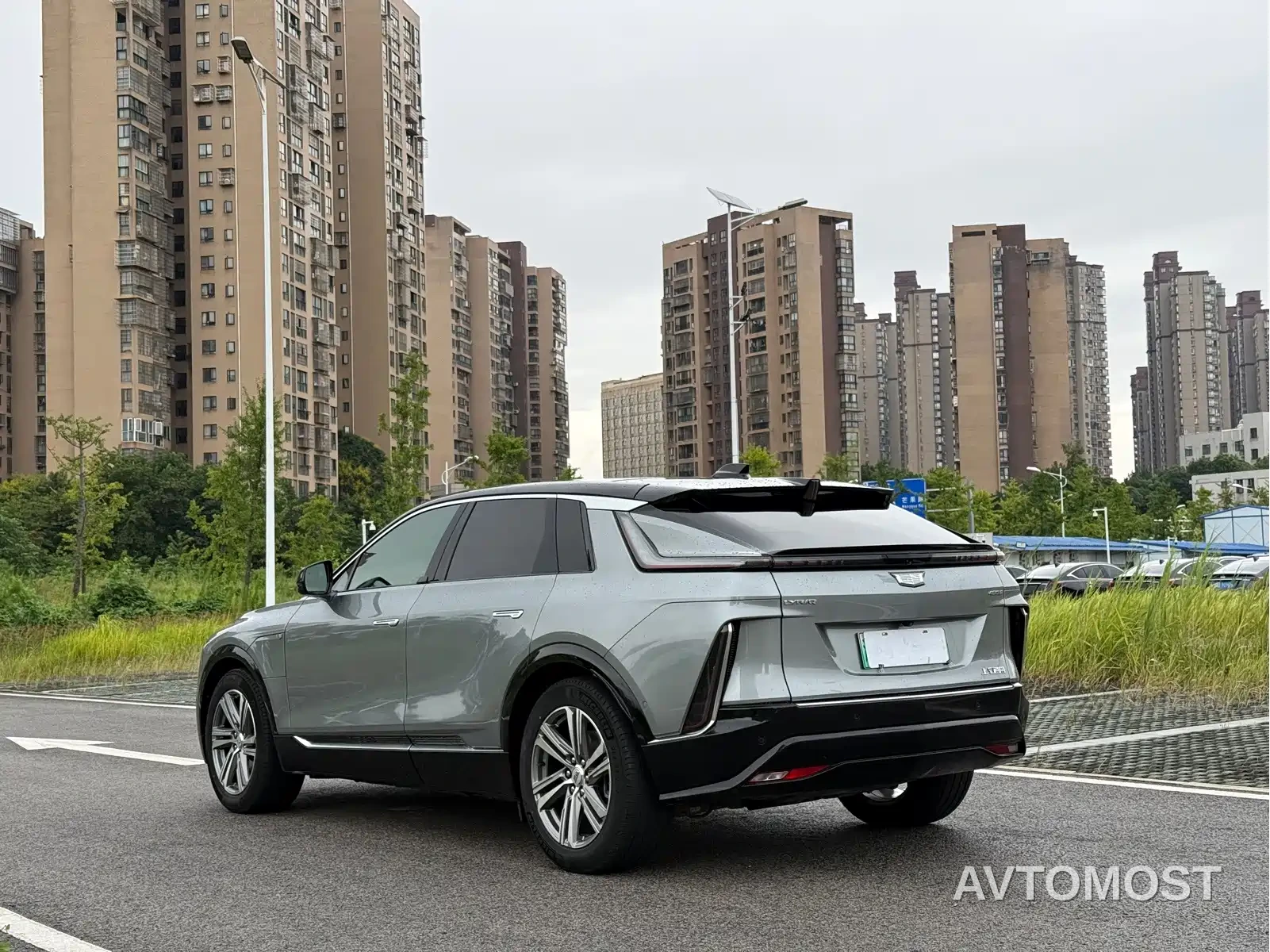 Cadillac IQ Rui Ge 2022 RWD Long Range Luxury Edition — фото 10