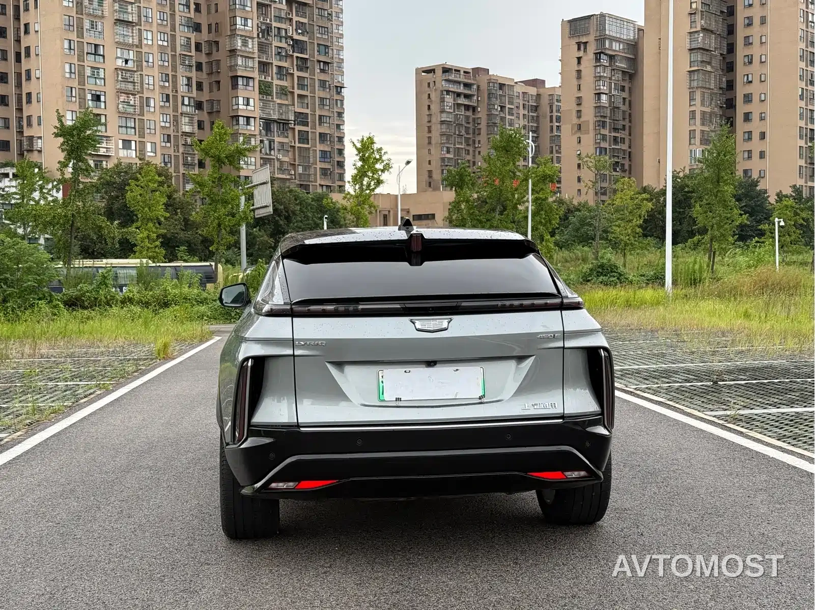 Cadillac IQ Rui Ge 2022 RWD Long Range Luxury Edition — фото 11