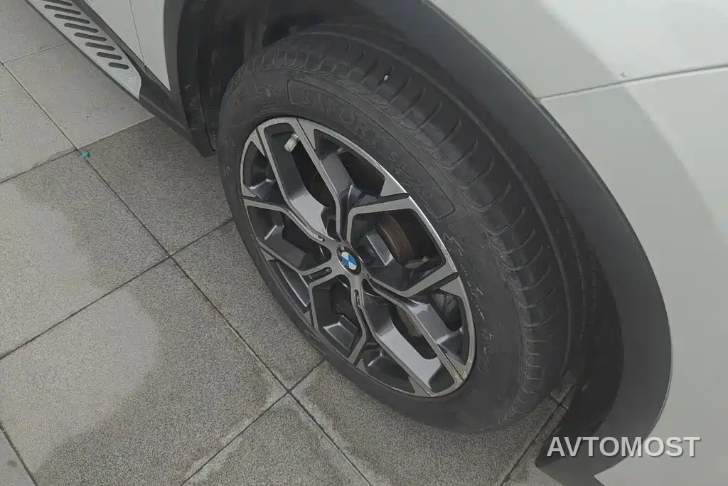 BMW X1 2021 Facelift sDrive20Li Premium — фото 4