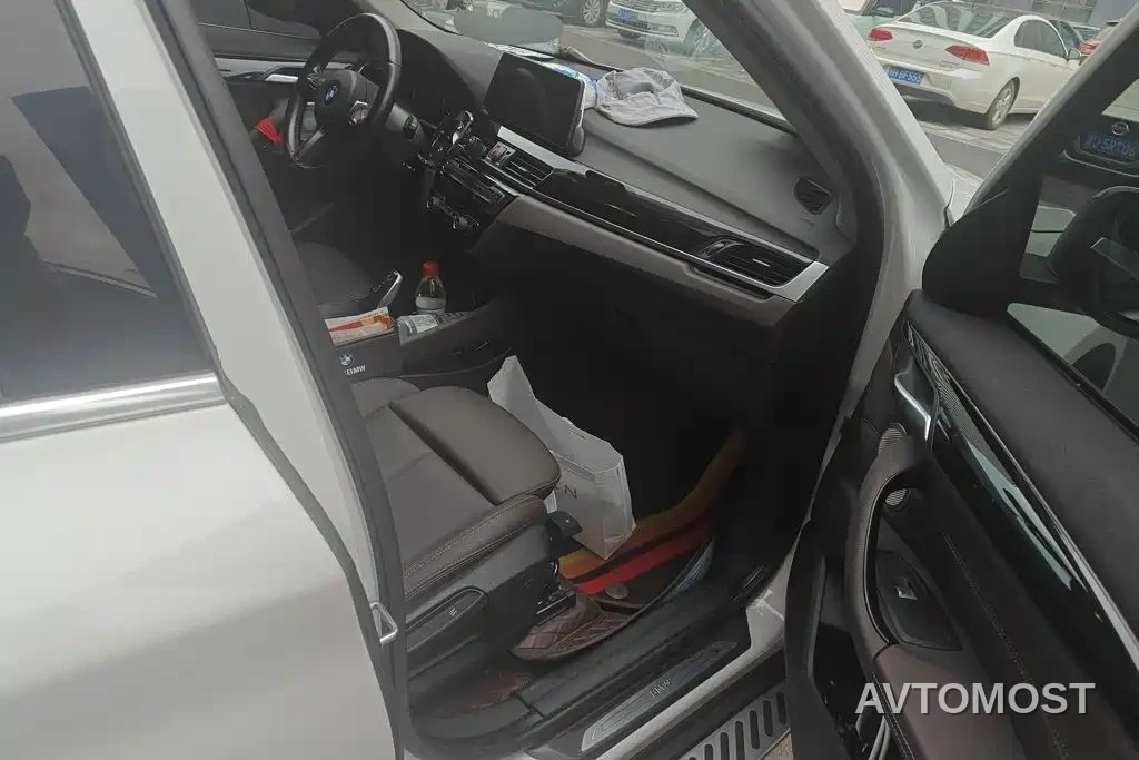 BMW X1 2021 Facelift sDrive20Li Premium — фото 6