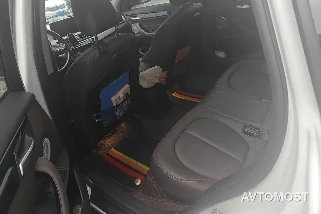 BMW X1 2021 Facelift sDrive20Li Premium — фото 8