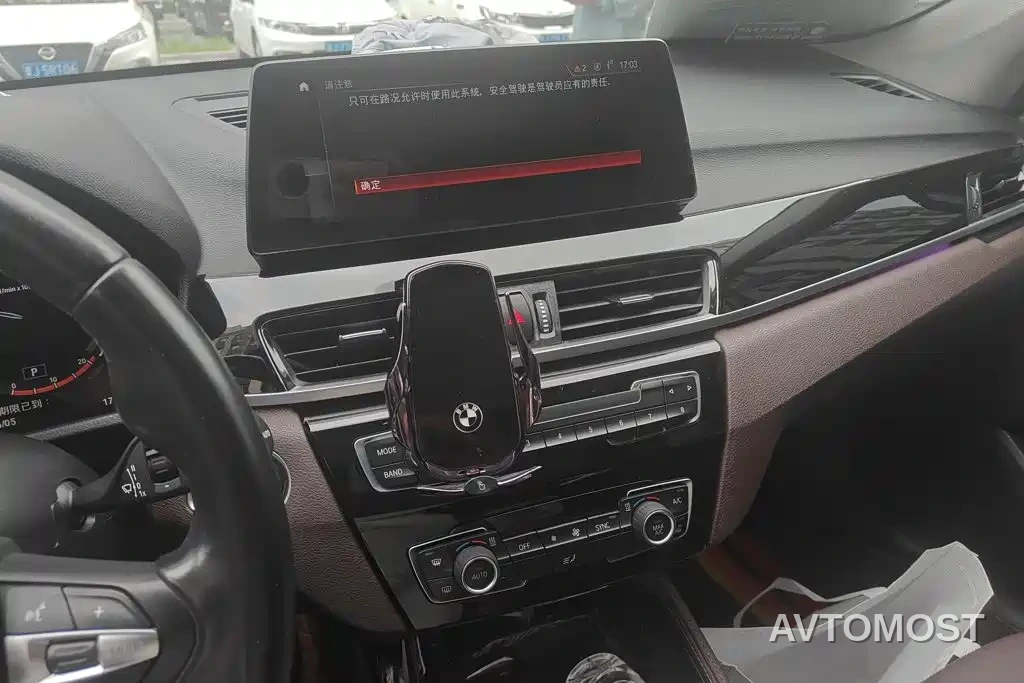 BMW X1 2021 Facelift sDrive20Li Premium — фото 9