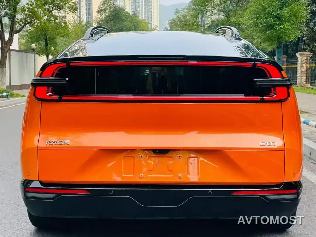 Changan Qiyuan E07 2025 Extended Range 4WD 39kWh Ultra Performance Edition — фото 4