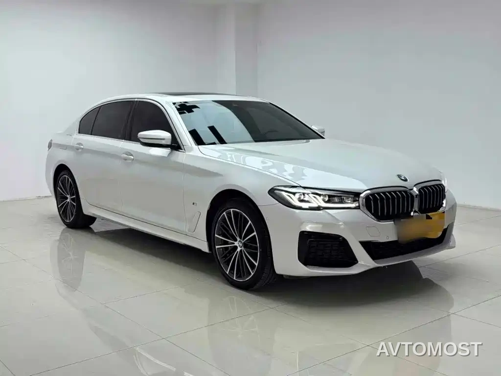 BMW 5 Series 2022 Facelift 530Li Leading M Sport Package — фото 3