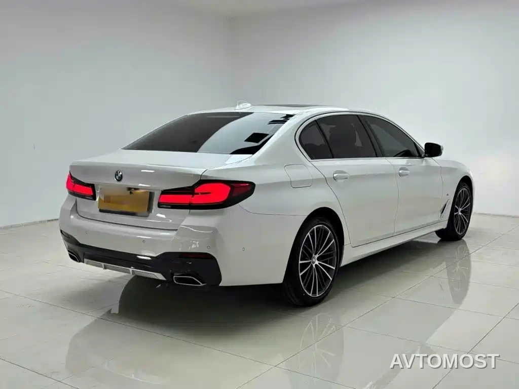 BMW 5 Series 2022 Facelift 530Li Leading M Sport Package — фото 6