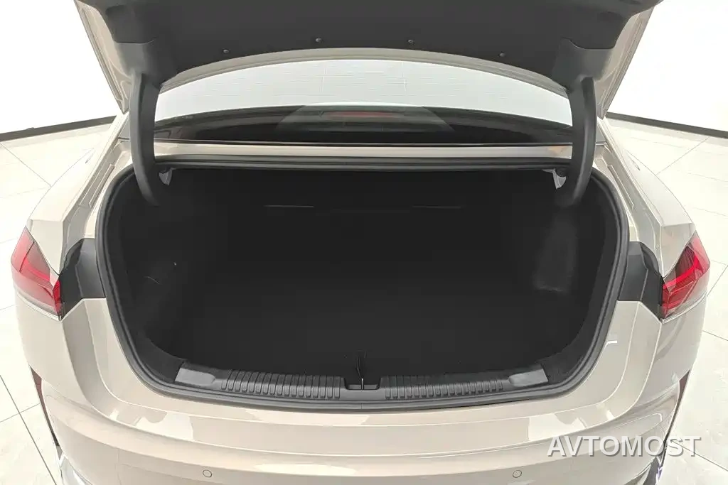 Roewe M7 DMH 2025 1.5T 115km Mid-range — фото 4