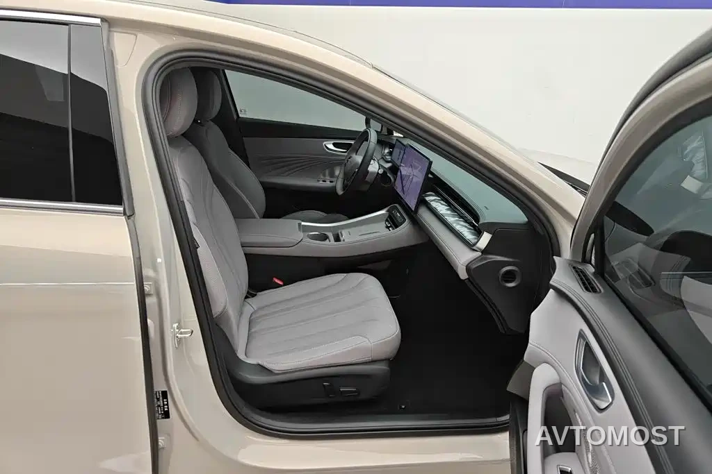 Roewe M7 DMH 2025 1.5T 115km Mid-range — фото 8