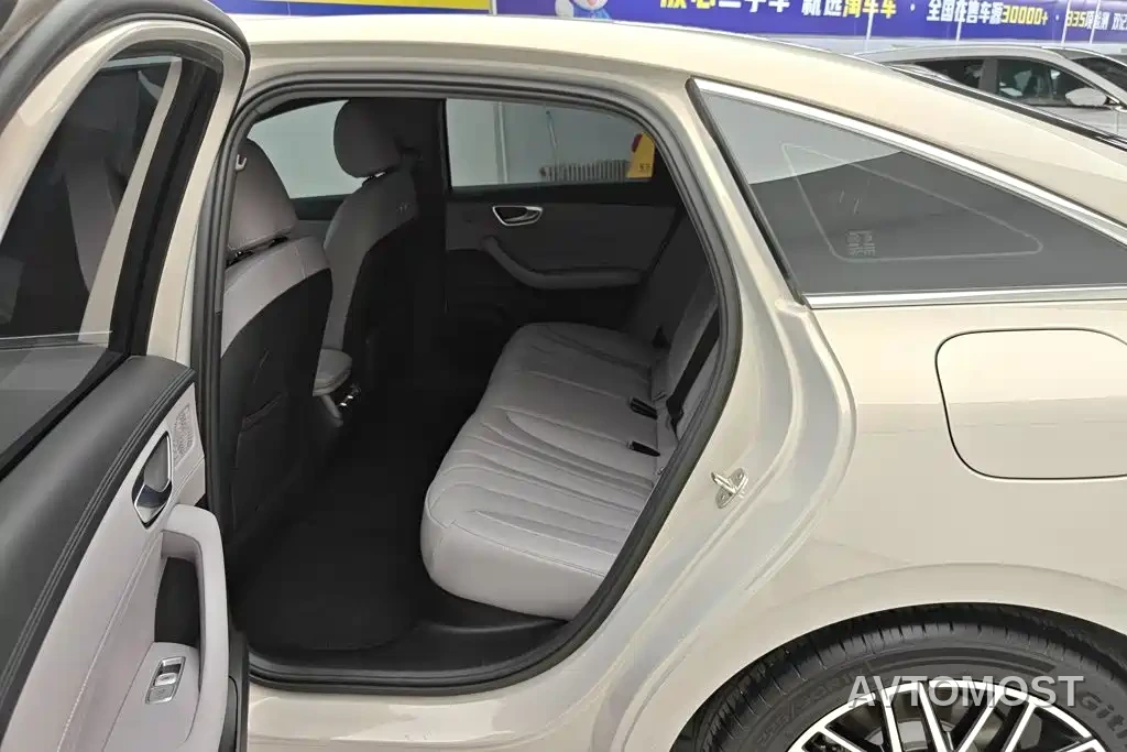 Roewe M7 DMH 2025 1.5T 115km Mid-range — фото 10