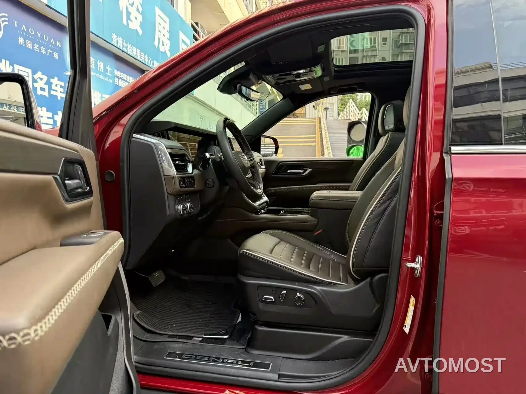 Daolangge GMC Yukon 2025 2.7T Denali Summit Edition — фото 6