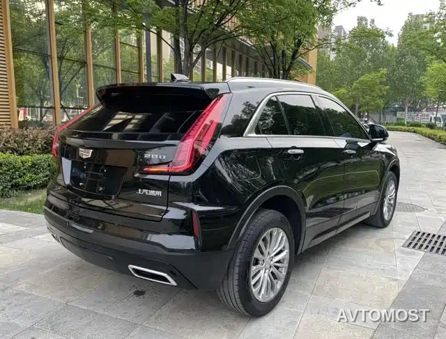 Cadillac XT4 2024 28T 2WD Luxury — фото 2