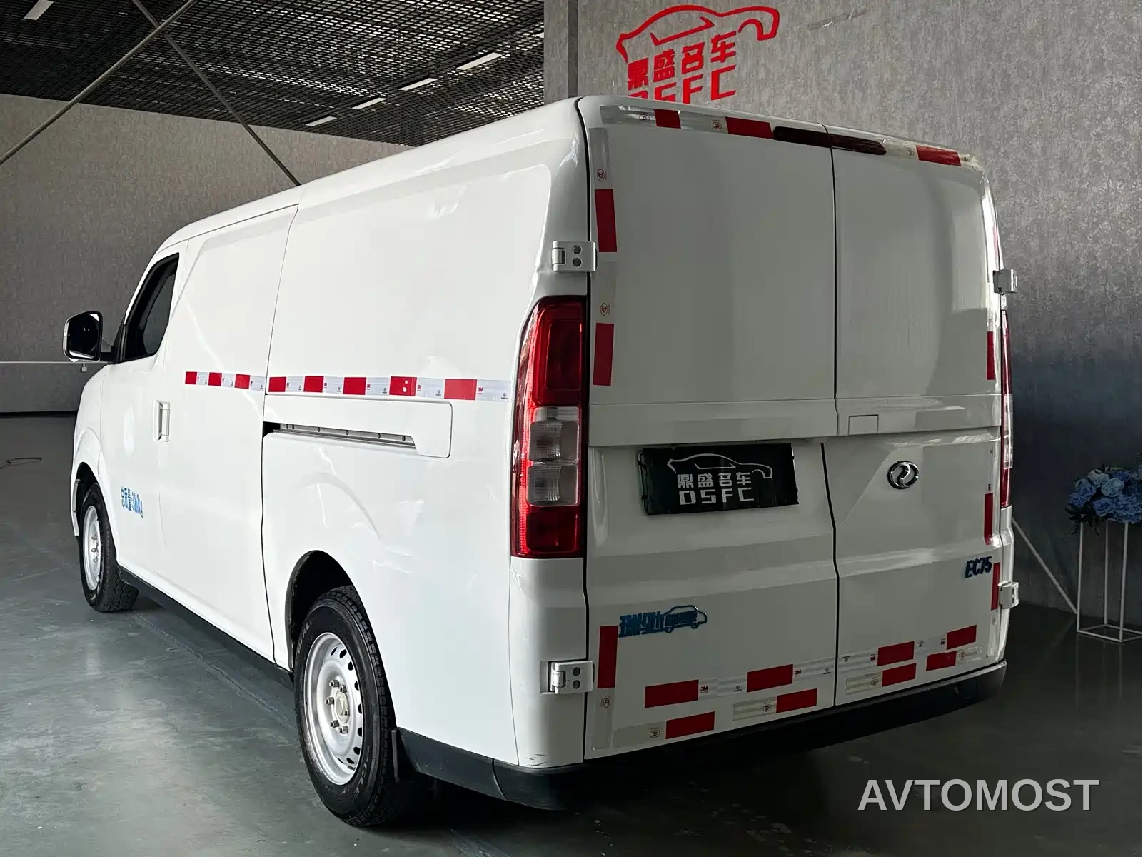 Ruichi New Energy EC75 2024 Model Pioneer I 50.38kWh — фото 2