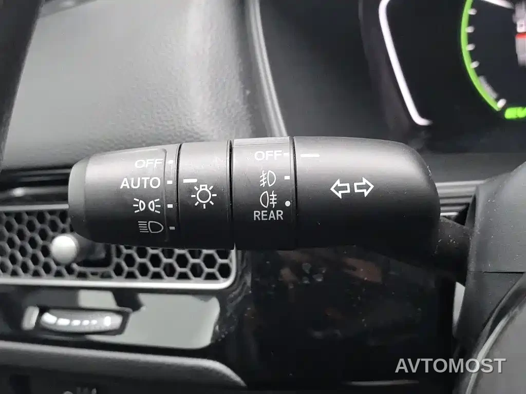 Honda Civic 2023 2.0L e:HEV Pioneer Edition — фото 20