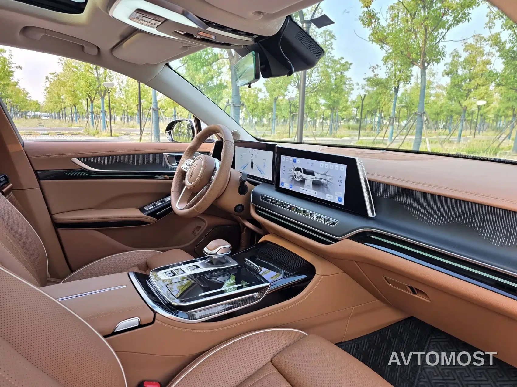 Hongqi H9 2025 Facelift 2.0T 2WD Flagship Luxury Business Edition 5-seater — фото 17