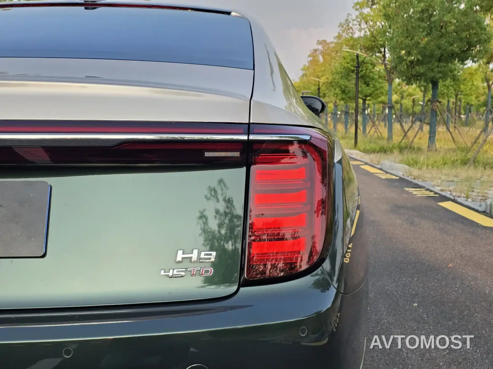 Hongqi H9 2025 Facelift 2.0T 2WD Flagship Luxury Business Edition 5-seater — фото 25