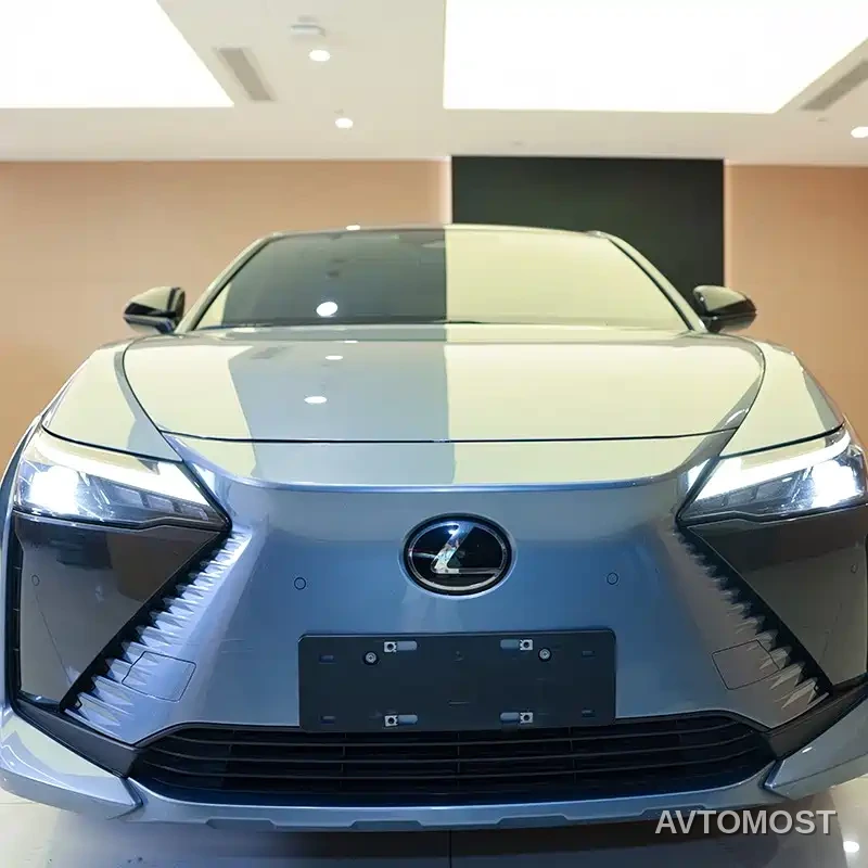 Lexus RZ 2023 450e 4WD Deluxe — фото 2