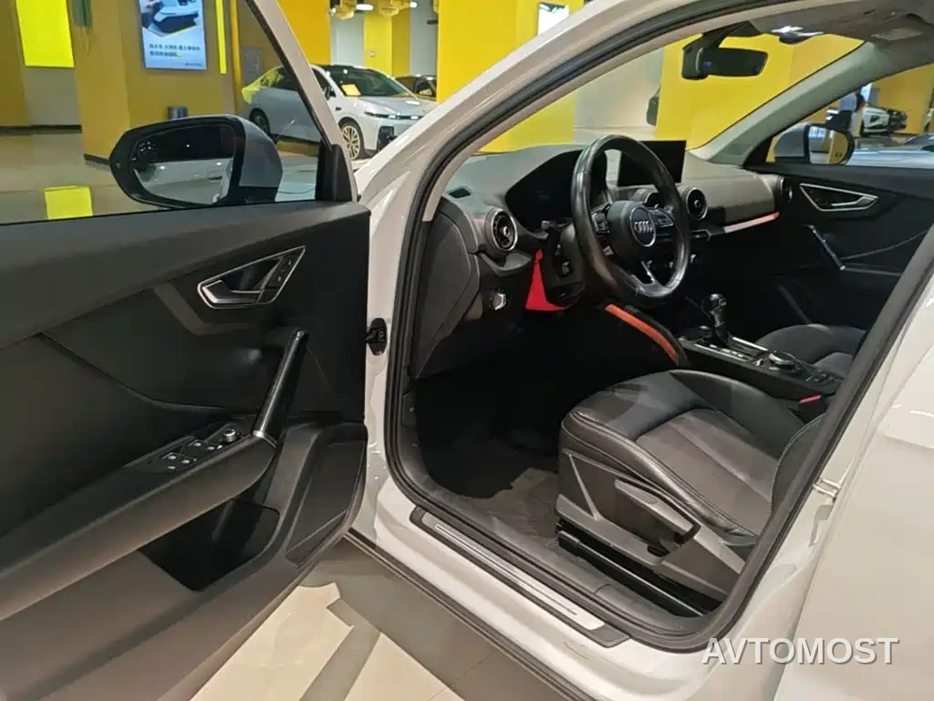 Audi Q2L e-tron 2019 Q2L e-tron Pure Electric Smart Enjoyment — фото 11