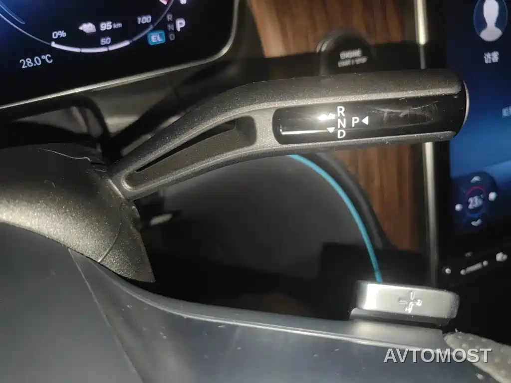 Mercedes-Benz GLC New Energy 2025 350 e L 4MATIC Collector's Edition — фото 11