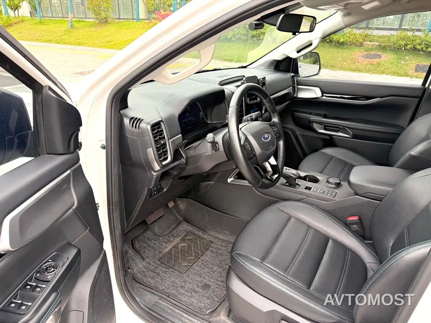 Ford Ranger 2023 Mountain Forest 4WD Automatic (Petrol) — фото 4