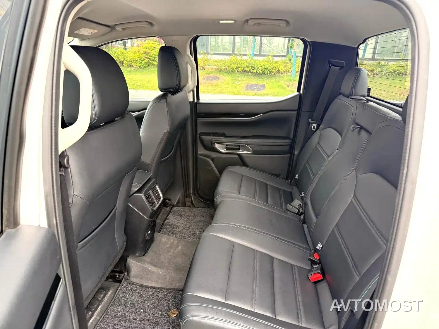 Ford Ranger 2023 Mountain Forest 4WD Automatic (Petrol) — фото 6
