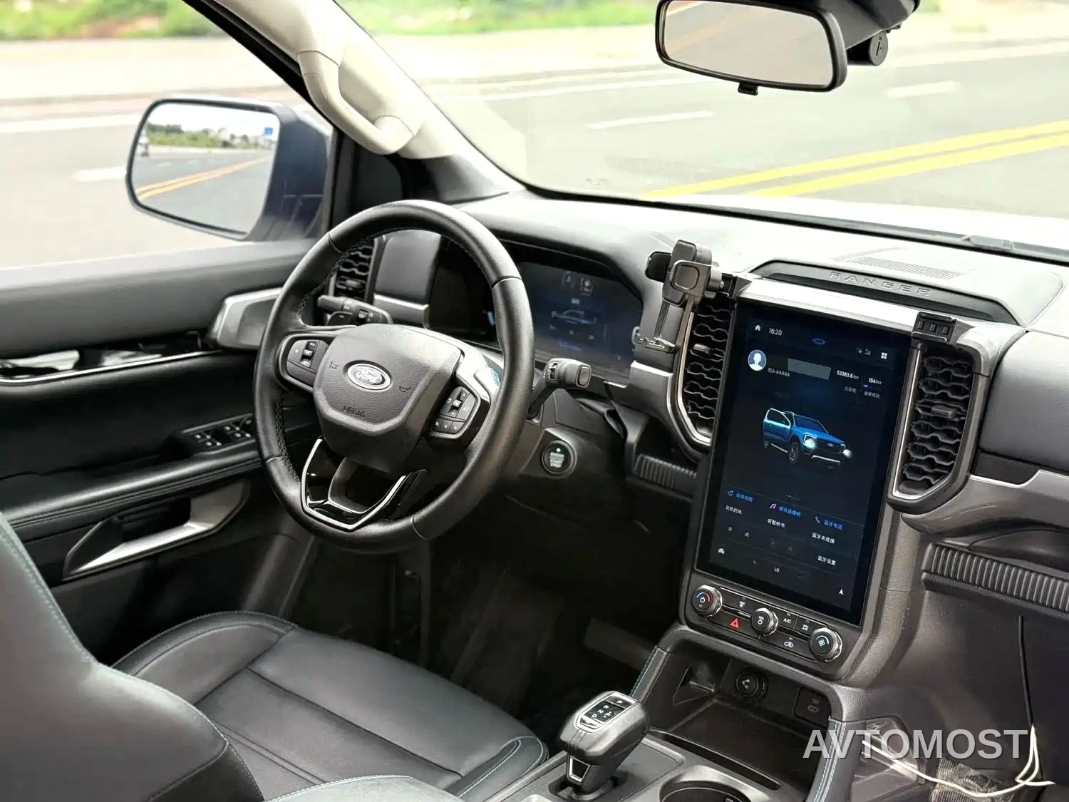 Ford Ranger 2023 Mountain Forest 4WD Automatic (Petrol) — фото 11