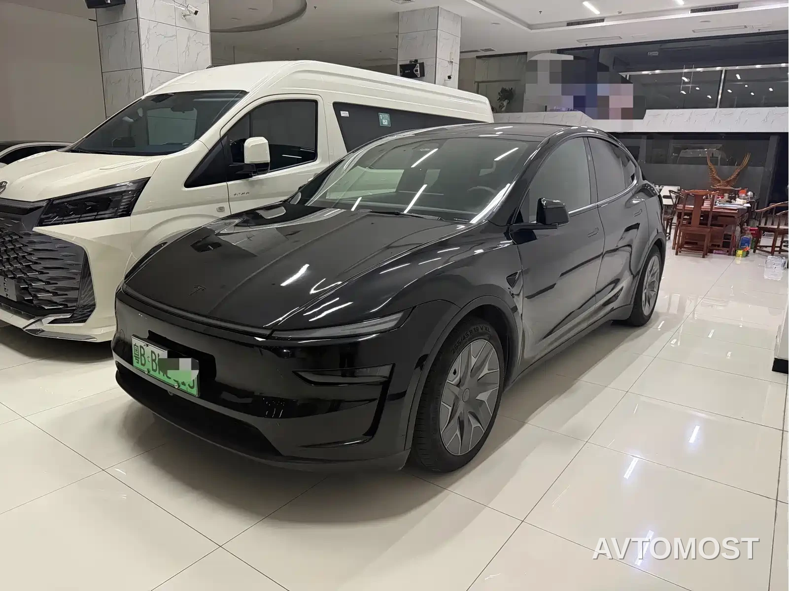 Tesla Model Y L 2025 Facelift Long Range AWD — фото 1