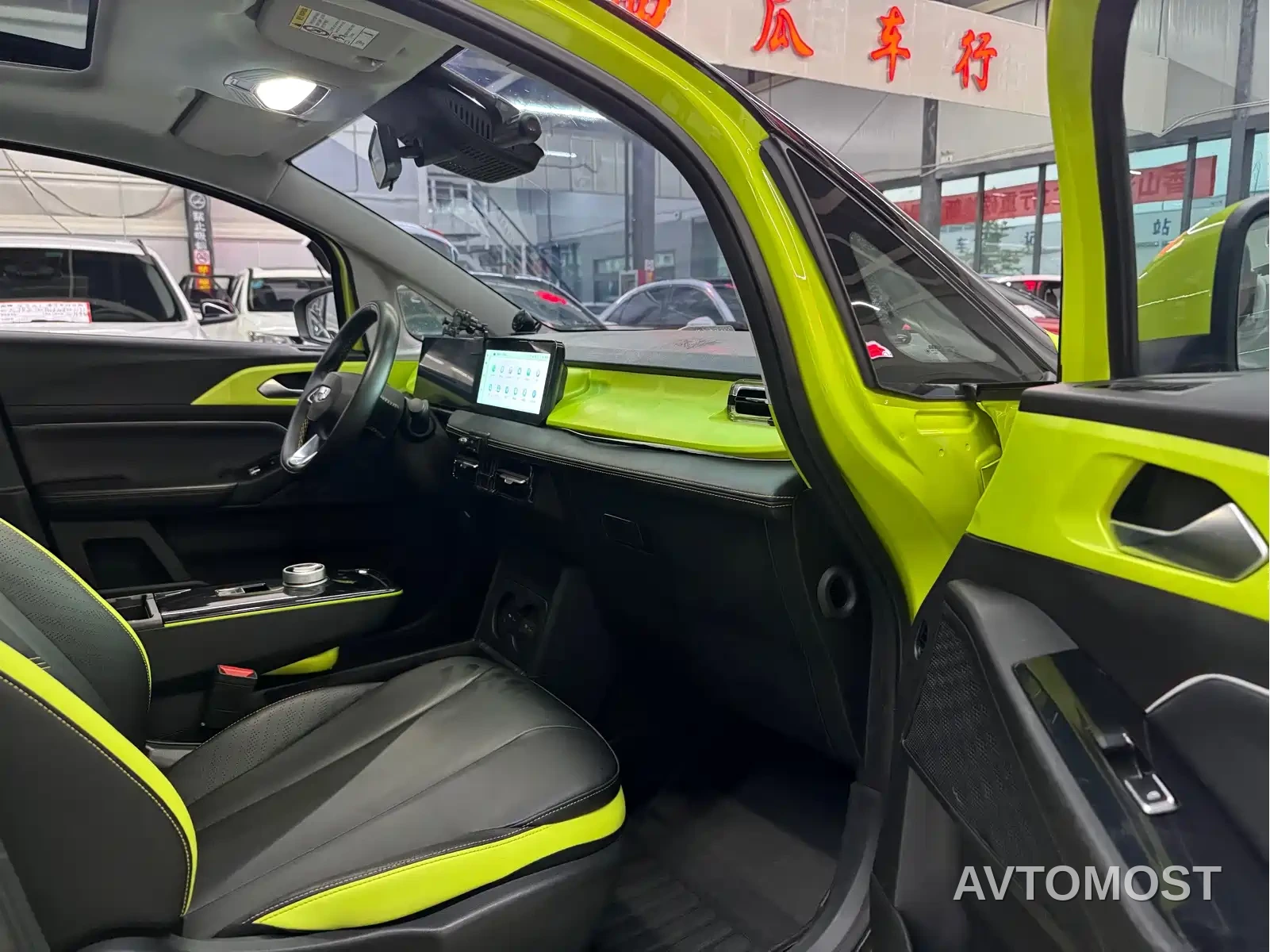 Geely Geometry E Firefly 2022 401KM Thunder Tiger 4-Seater — фото 3