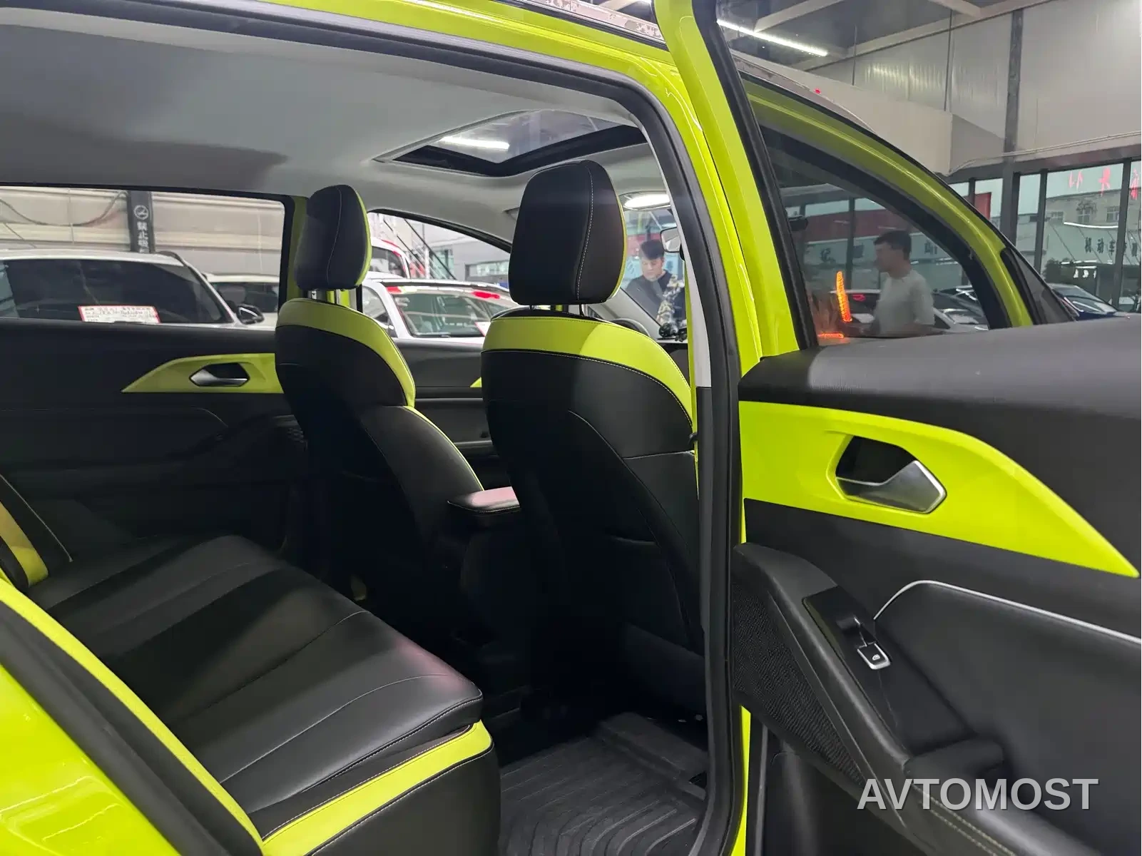Geely Geometry E Firefly 2022 401KM Thunder Tiger 4-Seater — фото 4