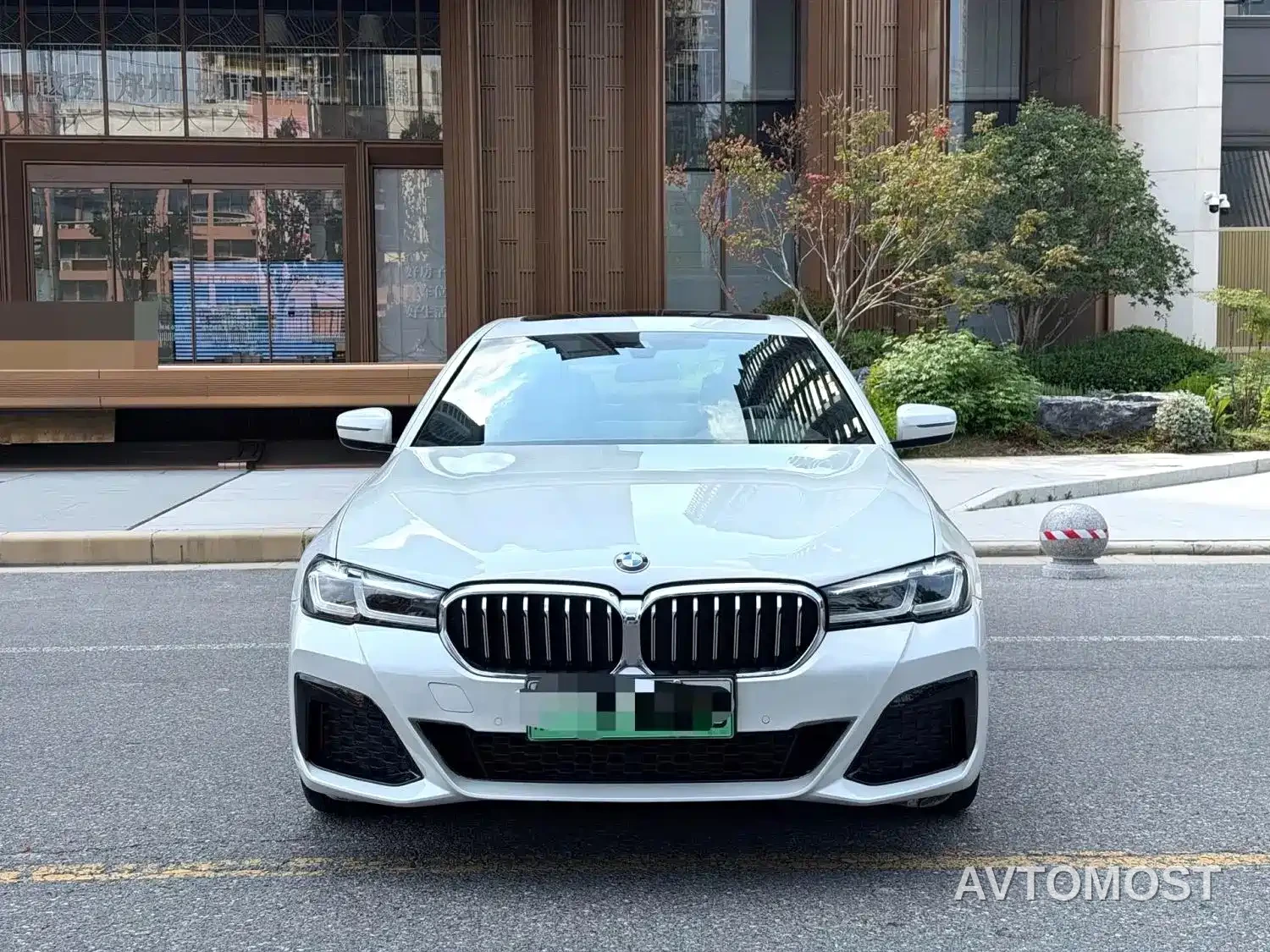 BMW 5 Series New Energy 2021 535Le M Sport Package — фото 2