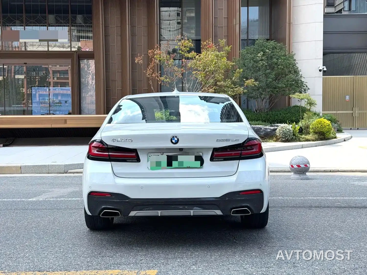 BMW 5 Series New Energy 2021 535Le M Sport Package — фото 8