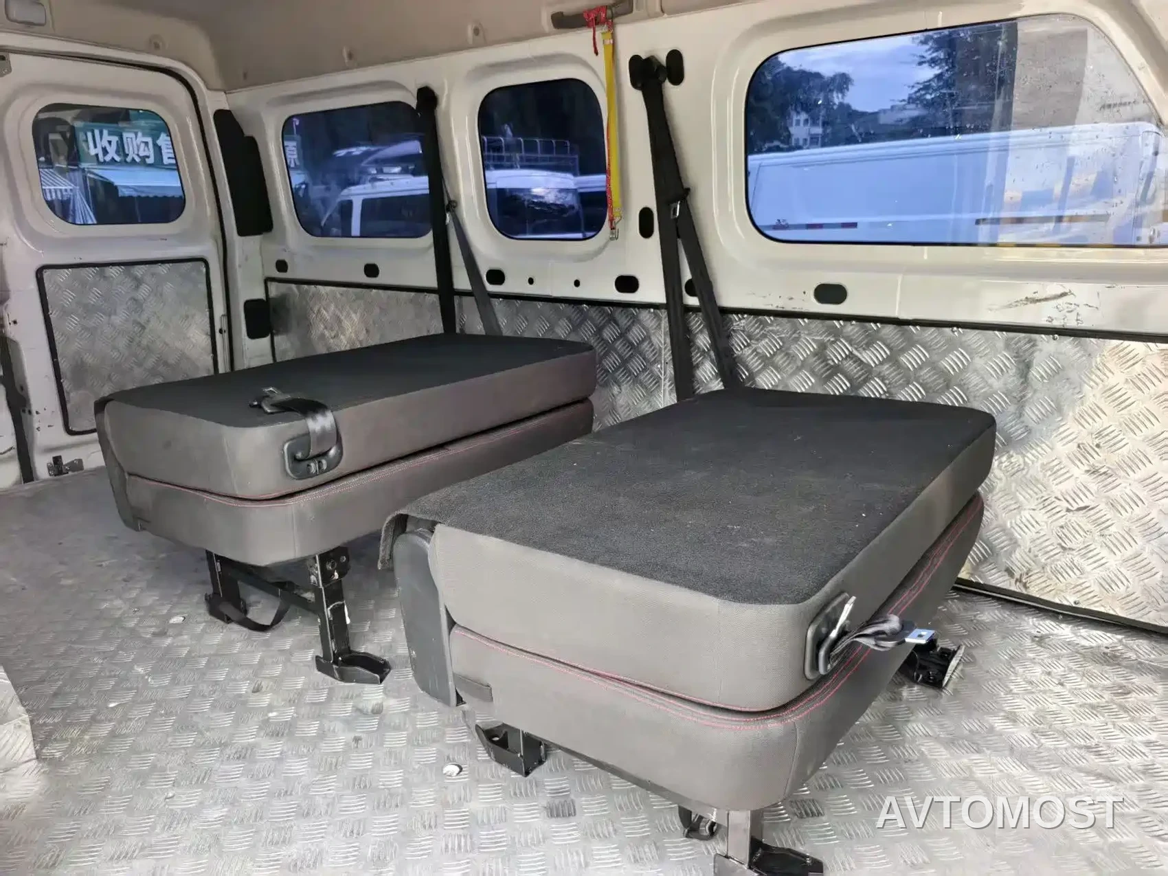 Lingshi Auto Ling Shi Golden Warehouse 2025 Model Refreshed Edition Luxury First Class Cabin — фото 3