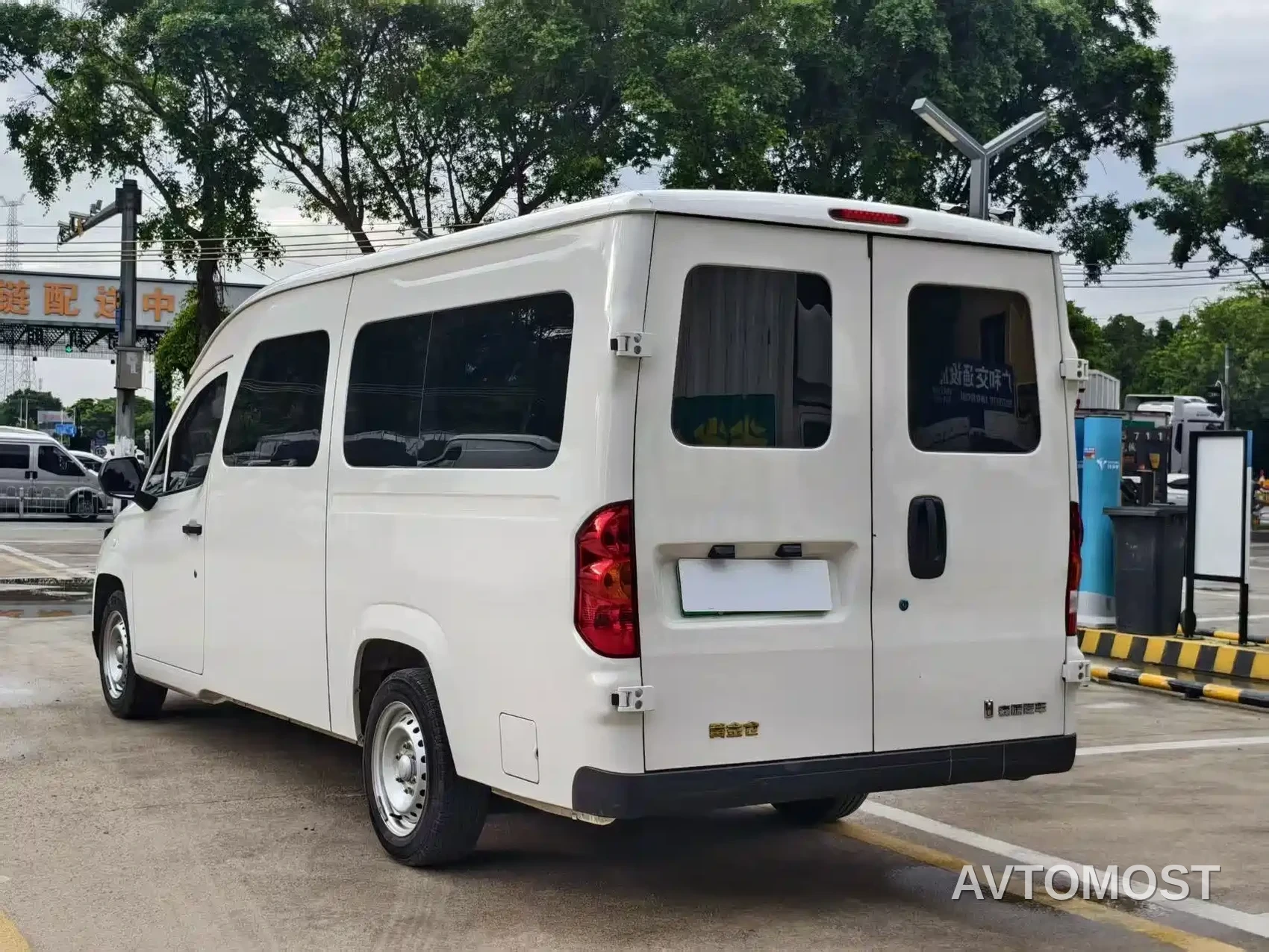 Lingshi Auto Ling Shi Golden Warehouse 2025 Model Refreshed Edition Luxury First Class Cabin — фото 7