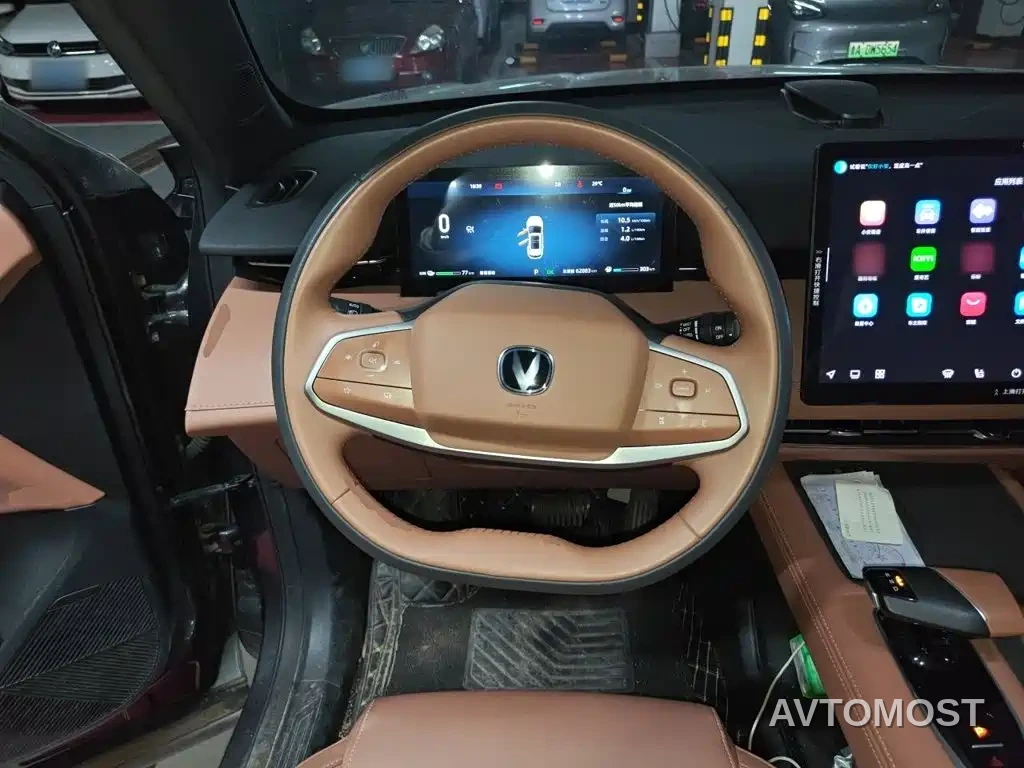 Changan UNI-Z New Energy 2024 Blue Whale Smart Electric iDD 125km Leading Model — фото 6