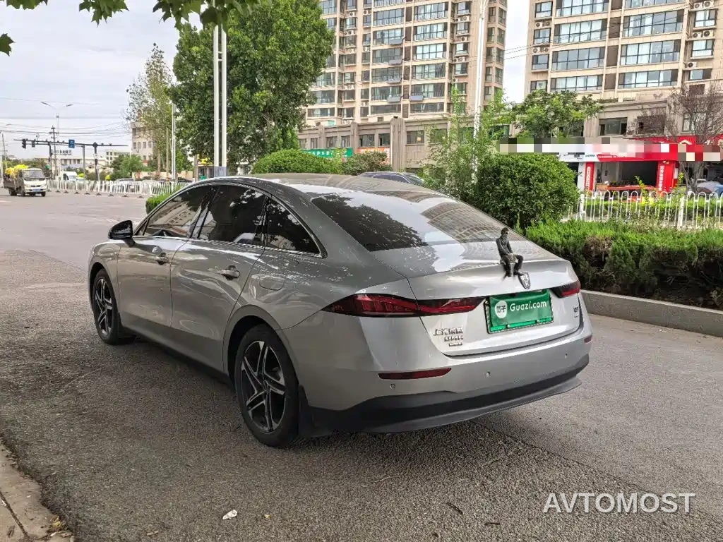 Roewe D7 2023 DMH 125km Beyond Edition — фото 4