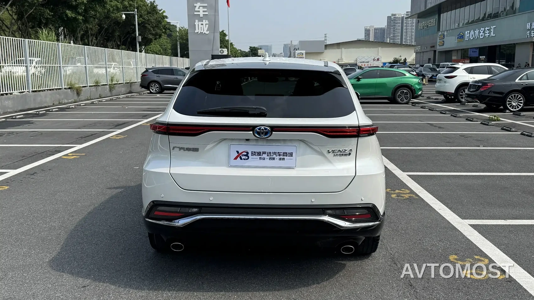 Toyota Venza 2023 2.5L Smart Hybrid FWD Premium — фото 7