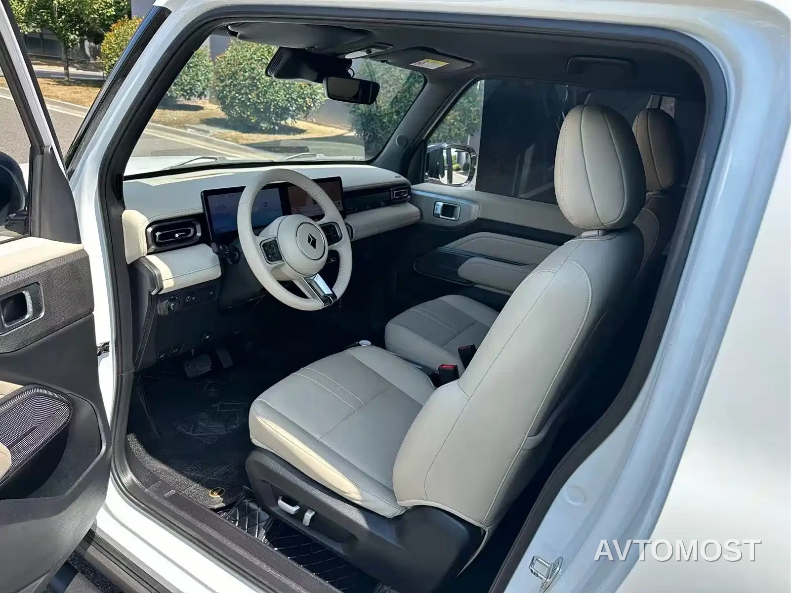 Baojun Yueye 2023 Intelligent Premium Edition — фото 11